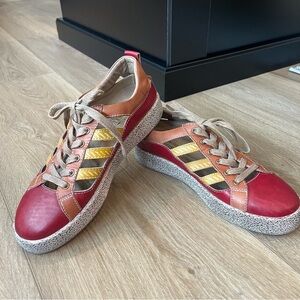 L’Artiste by Spring Step Porsche Sneakers